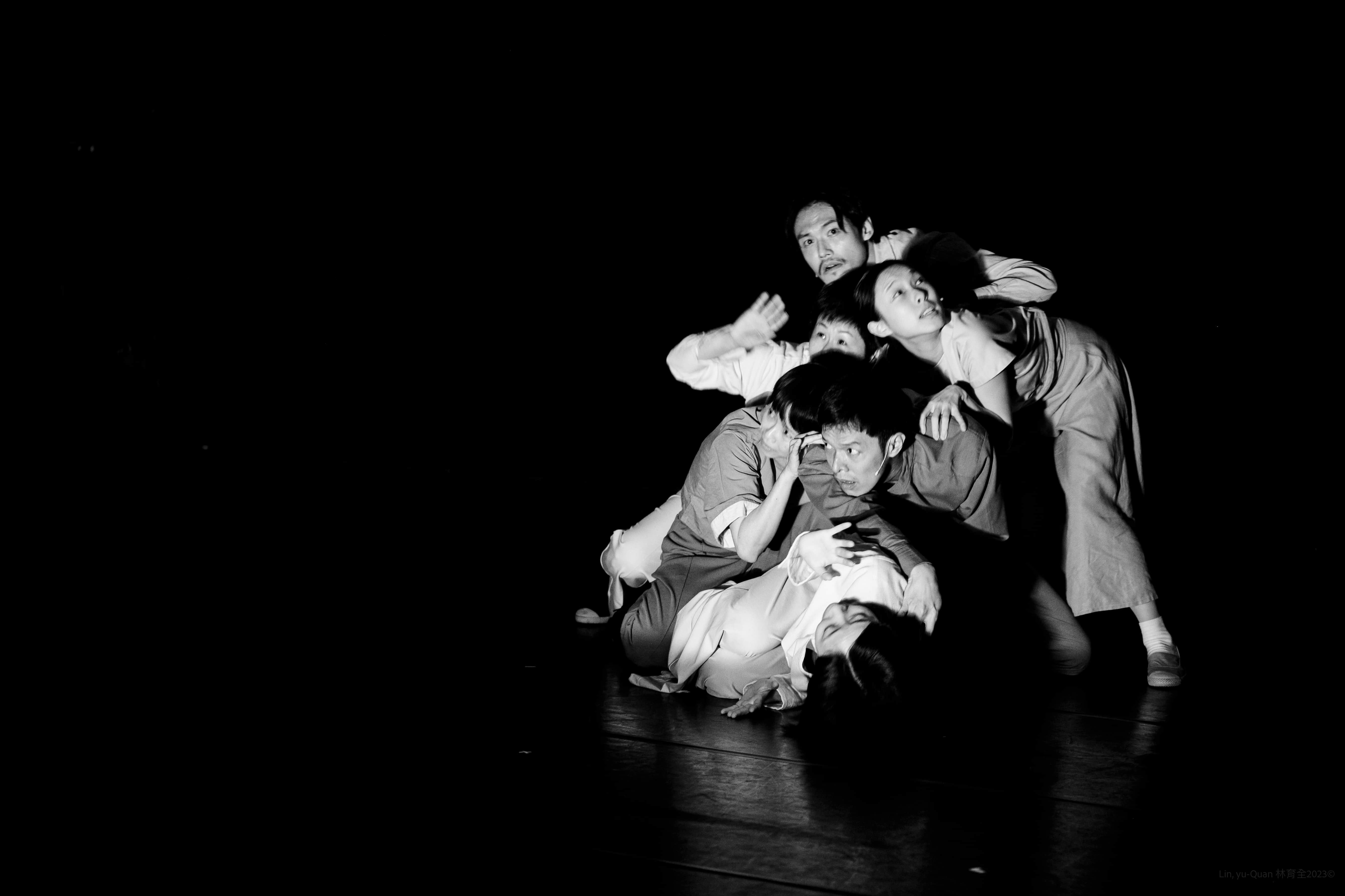LIN, Yu-Quan _ Courtesy of approaching theatre ＆ Gang-a Tsui Theater（攝影：林育全／窮劇場與江之翠劇場提供）《感謝公主》劇照DSC7133.jpg